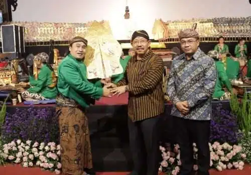 HUT Ke-65, DPD PEPABRI Jatim Gelar Wayang Kulit 9 HUT ke 65 pepabri