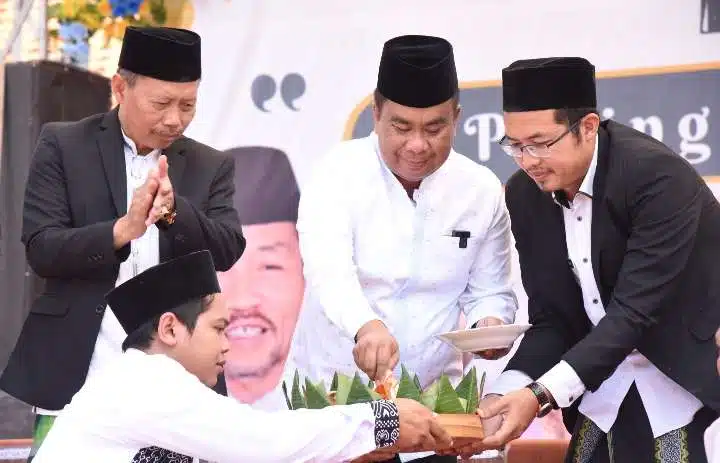 Pjs. Bupati Sidoarjo Letakkan Batu Pertama Pembangunan Gedung Sports Center