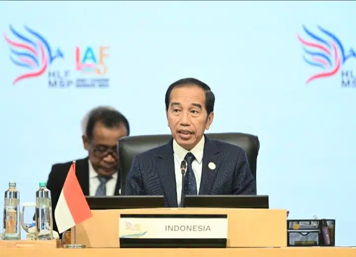 Jokowi Perkenalkan Prabowo Subianto sebagai Presiden Terpilih di Forum Internasional di Bali 