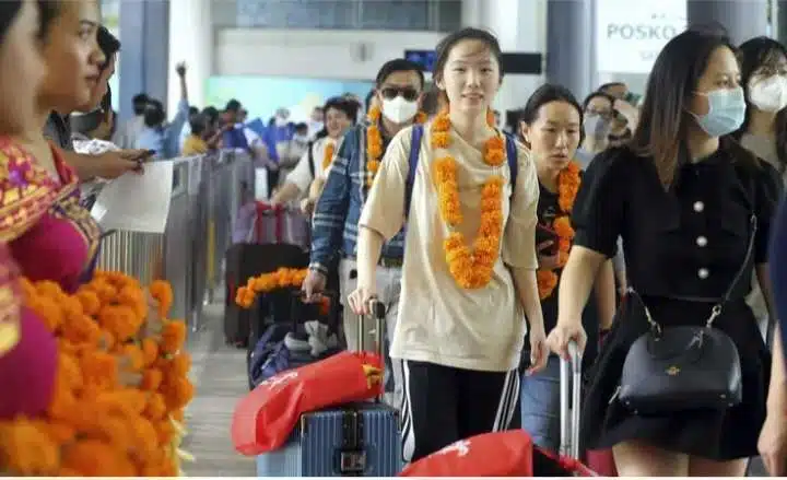 Revisi Perda Pajak Turis Asing di Bali: Sanksi Tegas Untuk Tingkatkan Kepatuhan