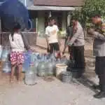 Polres Tulungagung Distribusikan Air Bersih ke Daerah Terdampak Kemarau