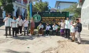 Aliansi Wartawan Surabaya Berbagi Ilmu Jurnalistik di Pesantren Tertua Madura