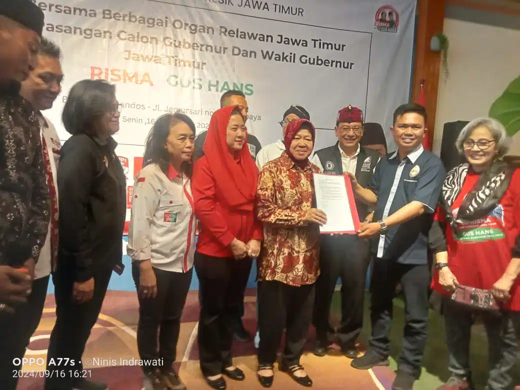 Deklarasi Dukungan Relawan Resik-resik Jawa Timur untuk Risma-Gus Han di Surabaya