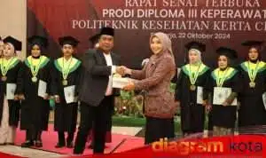 Pjs. Bupati Sidoarjo : Tenaga Keperawatan Mampu Tingkatkan Kualitas Kesehatan