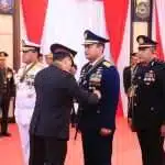 Pemberian Tanda Kehormatan Bintang Bhayangkara Utama (BBU) Wujud Komitmen Kokohnya Sinergisitas TNI-Polri Selama Ini