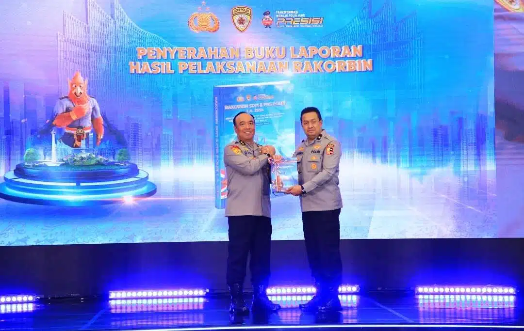 Tingkatkan Kemampuan Bahasa Inggris Personel, SSDM Polri Luncurkan Aplikasi _Digital Police English Training