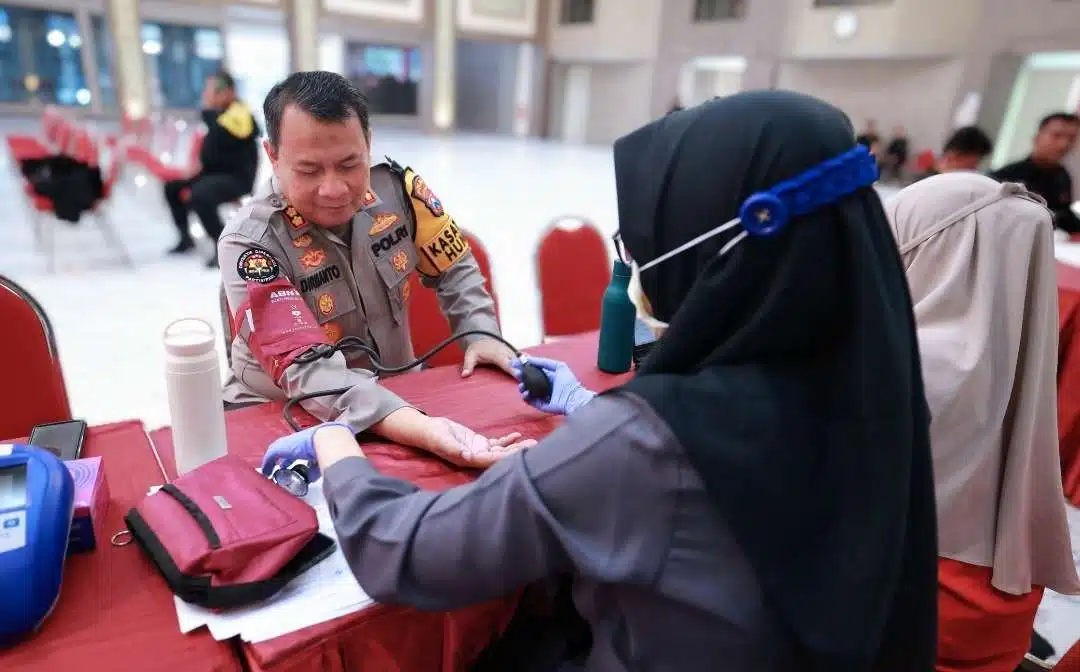 Sambut Hari Jadi Humas Polri ke – 73 Polda Jatim Gelar Donor Darah