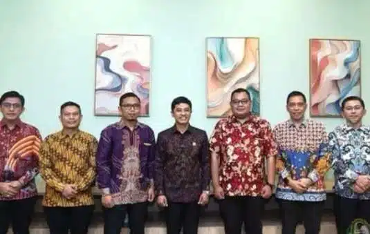 Dedikasi di Tengah Bencana, Rofik Jemy Setiawan Dianugerahi Brevet Arutala