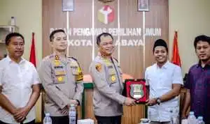Pastikan Keamanan Pilkada, Kapolrestabes Surabaya Kunjungi KPU, Bawaslu dan Gudang Logistik