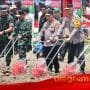 Kapolri dan Panglima TNI Resmikan Gugus Tugas Polri untuk Perkuat Ketahanan Pangan Nasional di Sidoarjo