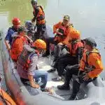 Bang Jo Dan Reni Astuti Minta Pemkot Terus Lakukan Pencarian Balita Terseret Arus, Warga Diminta Waspada !!