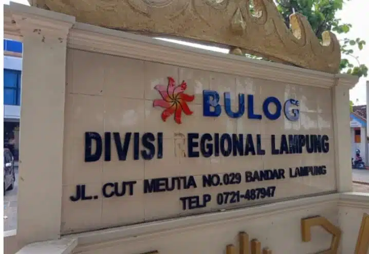Ketum PWDPI Bongkar Ratusan Ribu Ton Bantuan Beras Bulog Lampung Disimpangkan