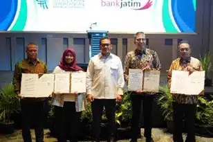 Kolaborasi Kemendag dan Bank Jatim, UMKM Siap Mendunia 1 Kolaborasi Kemendag dan Bank Jatim, UMKM Siap Mendunia