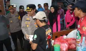 Polres Malang Salurkan Bantuan Logistik untuk Korban Banjir di Tiga Kecamatan