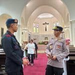 Polrestabes Surabaya dan Tim Jibom Gegana Polda Jatim Lakukan Sterilisasi Gereja Jelang Natal 2024