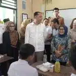 Program MBG Perdana Di Surabaya, Luthfiyah: Sangat Bermanfaat,Perlu Pengawasan Ketat