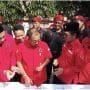 Cap Jempol Berdarah: Kader dan Simpatisan PDI-P Surabaya Tegaskan Kesetiaan Pada Megawati