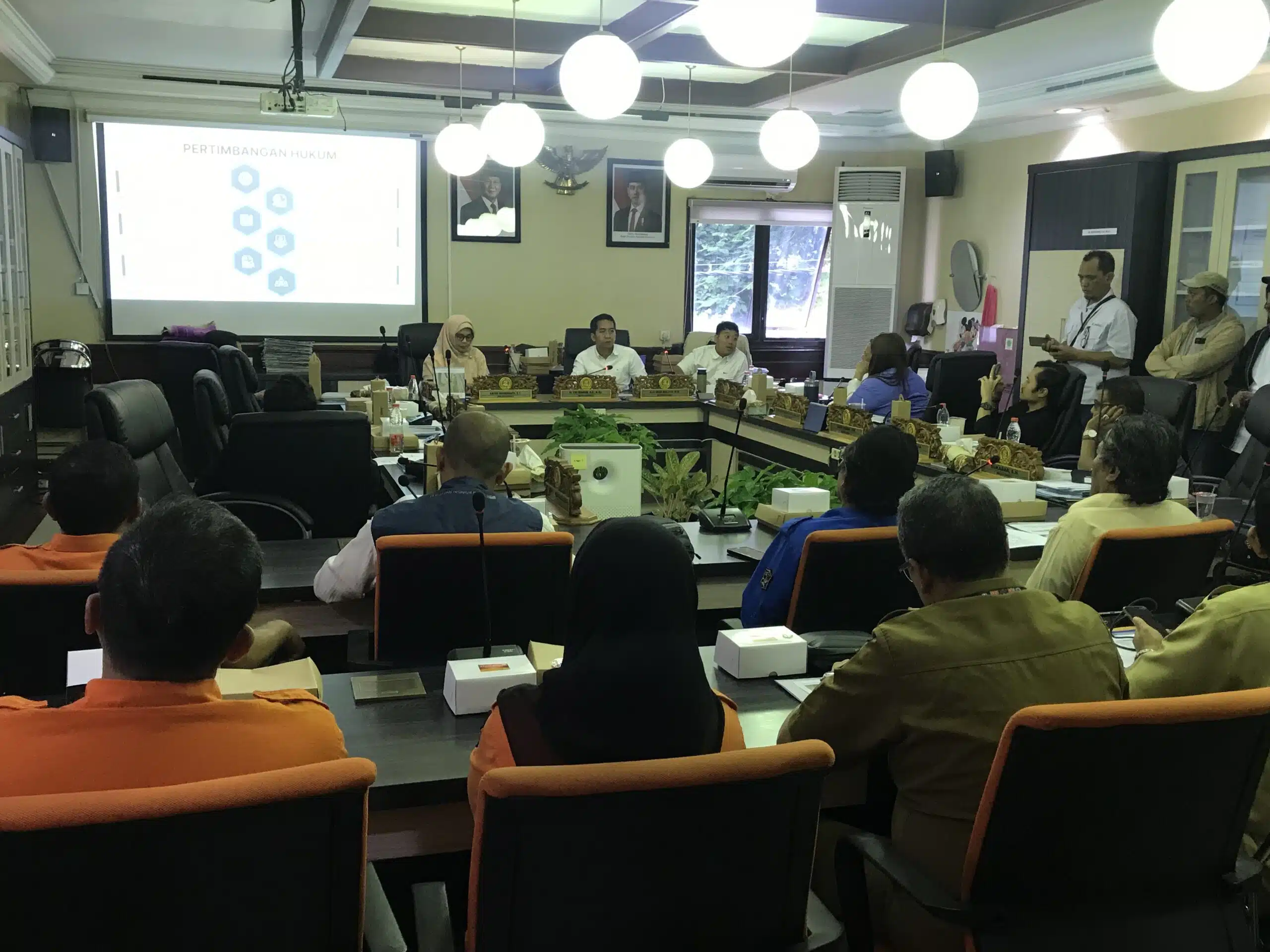 Komisi C DPRD Surabaya Sepakat Menolak PSN Water Front Land