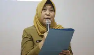 Kepala Dinas Kesehatan (Dinkes) Kota Surabaya, Nanik Sukristina Penanganan HIV/AIDS di Surabaya