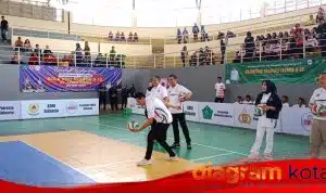 Plt Bupati Sidoarjo Buka Kejurprov Bola Voli U-15 di GOR Indoor Sidoarjo