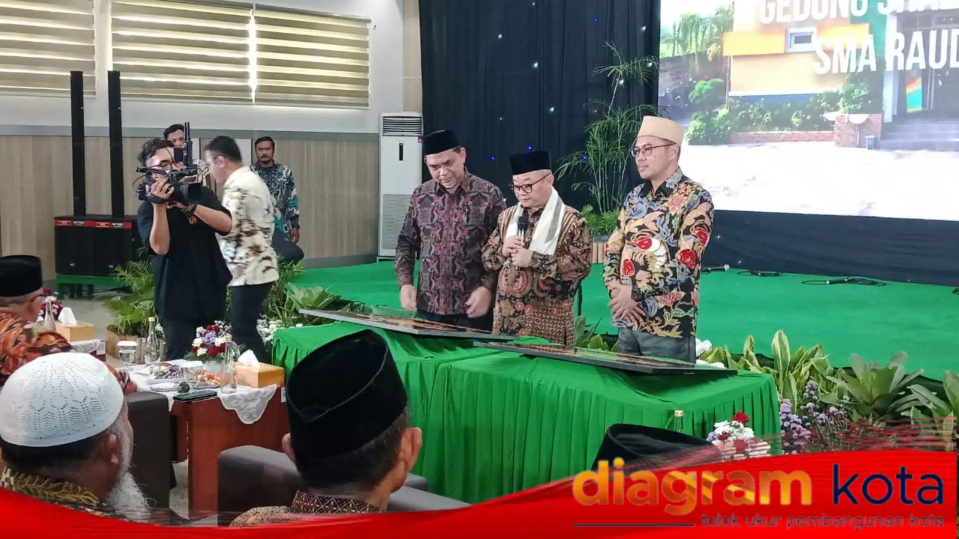 Peresmian Gedung Baru SMP dan SMA Perguruan Islam Raudlatul Jannah oleh Mendikdasmen RI