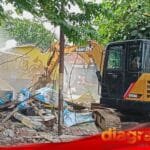 Eksekusi Aset PT KAI di Halaman Stasiun Sidoarjo Sempat Tegang