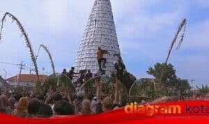 Asal Muasal Gunungan Tempe di Sendenganmijen, Sidoarjo