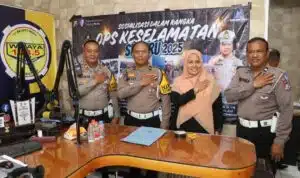 Gandeng Media Operasi Keselamatan Semeru 2025: Upaya Polres Pelabuhan Tanjung Perak Menekan Laka Lantas.