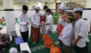 Berkah Ramadhan, PC LDII Jambangan Santuni Puluhan Anak Yatim