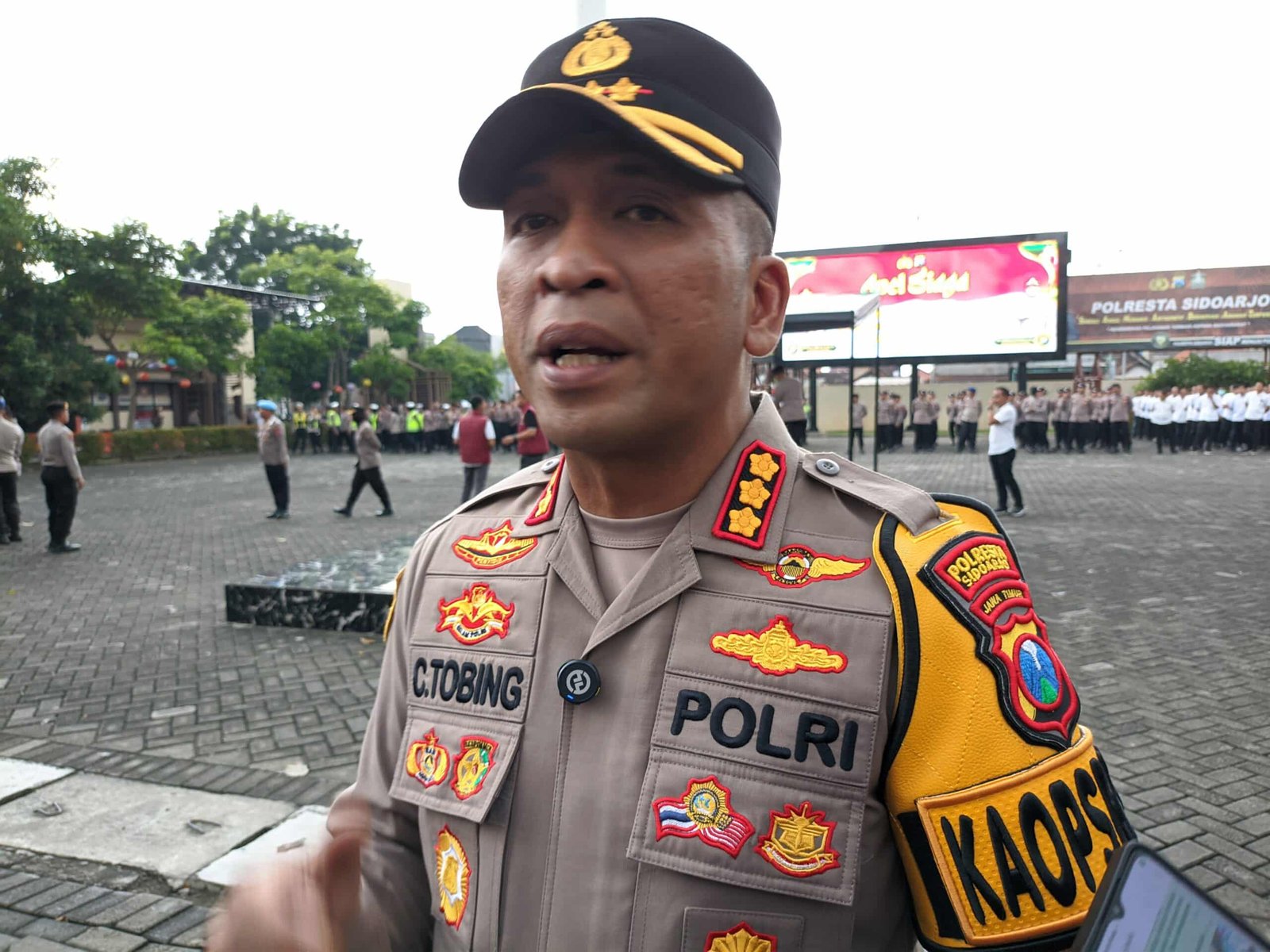 Polresta Sidoarjo Kerahkan 800 Personel untuk Pengamanan Malam Takbir dan Sholat Idul Fitri 1446 H 1 IMG 20250330 162459 scaled