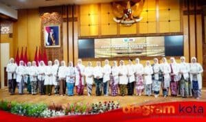 Dekranasda Jawa Timur Kukuhkan 32 Ketua Kabupaten/Kota, Dorong UMKM dan Kerajinan Naik Kelas