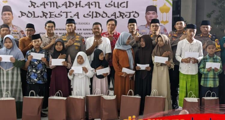 Polresta Sidoarjo Gelar Baksos Ramadan, Bagikan Takjil dan Santunan Anak Yatim