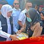 Pasar Murah di Sedati Gede, Khofifah berikan Harga Kebutuhan Pokok Lebih Murah Jelang Lebaran