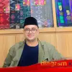 Jelang Lebaran, Toko Sarung di Sidoarjo Dibanjiri Pembeli