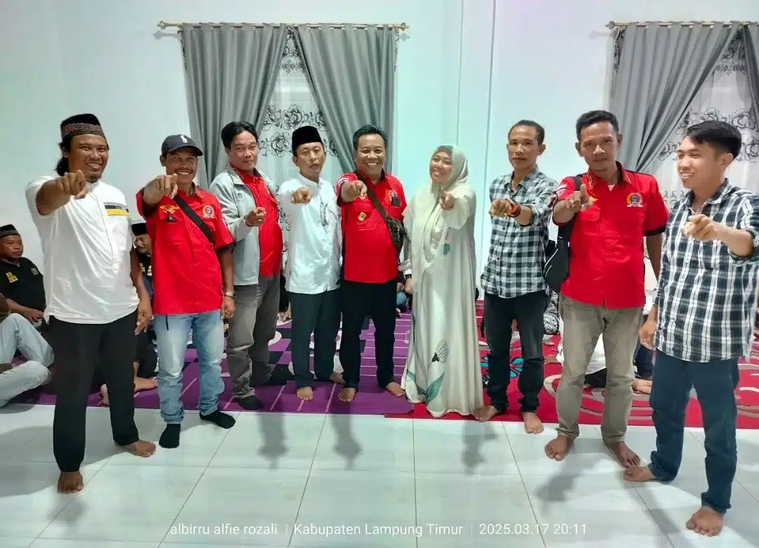 Bupati dan Ketua DPRD Lamtim Hadiri Safari Ramadhan