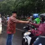 Kebaikan di Bulan Ramadan: Polres Pelabuhan Tanjung Perak Bagikan 200 Paket Takjil untuk Masyarakat