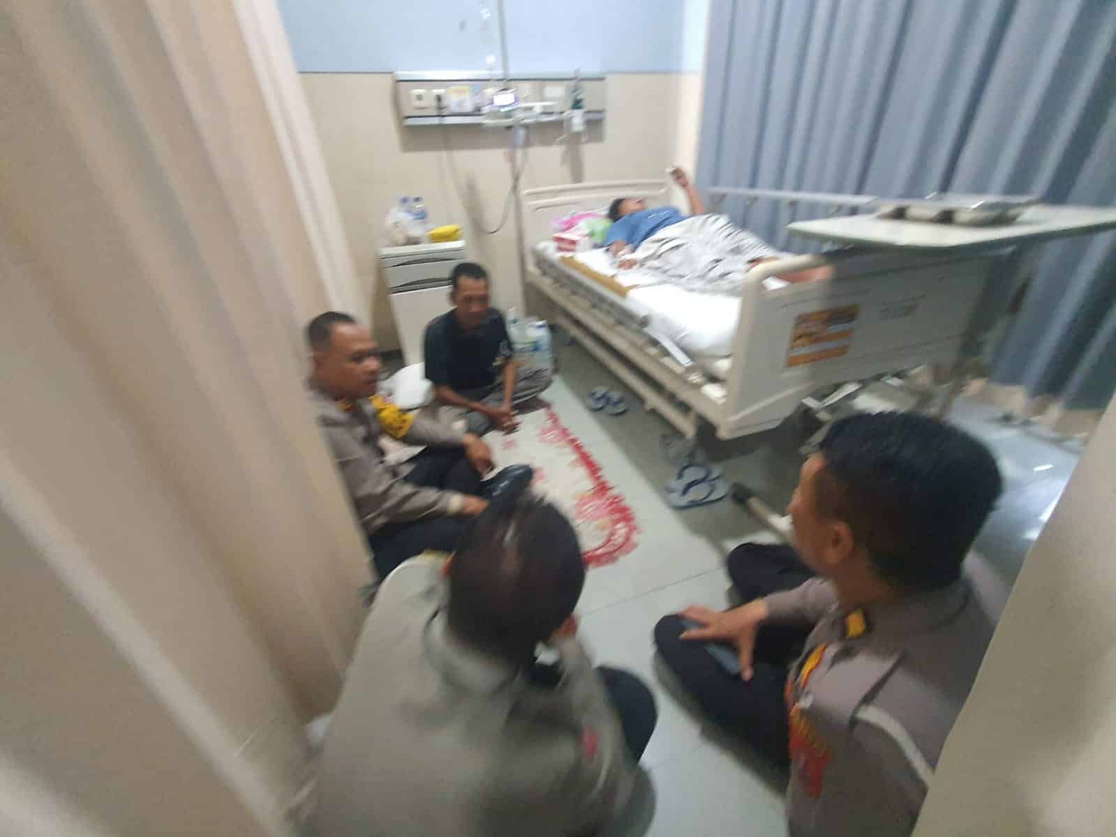 Mobil Dinas Polsek Wonoayu Terlibat Kecelakaan, Seorang Ibu-Ibu Alami Luka Ringan 1 IMG 20250421 WA0055