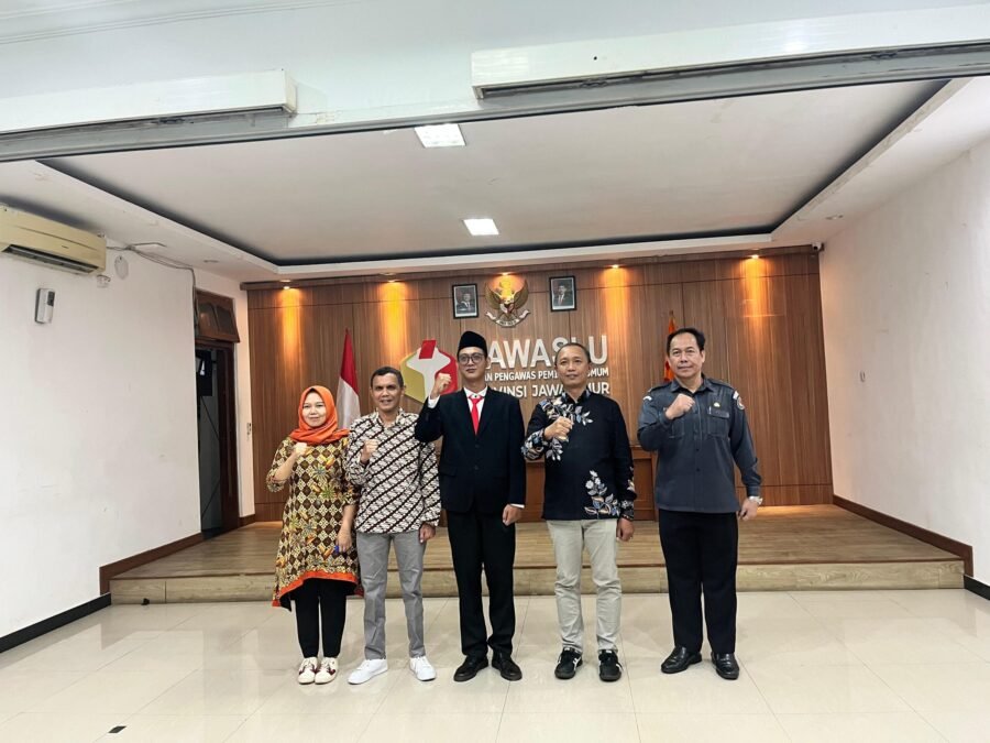 Bukan Cuma Saat Pemilu, Dimas Anggara Ajak Warga Aktif Awasi Politik Sehari-hari