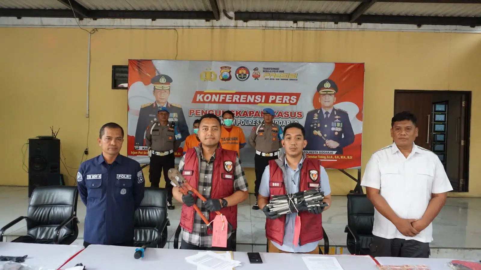 Satreskrim Polresta Sidoarjo Ungkap Kasus Pencurian Kabel di Gudang PT Kayu Mebel Indonesia