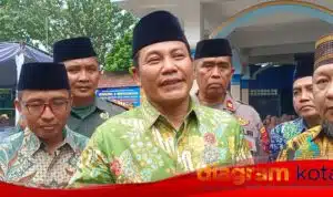 Bupati Sidoarjo Subandi