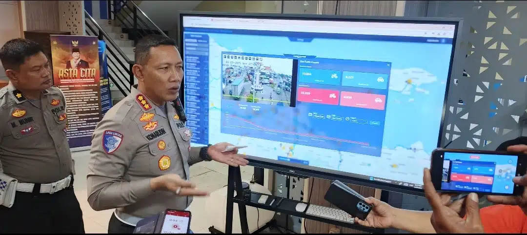 Polda Jatim Berhasil Tekan Laka Hingga 34 persen di Hari ke 11 Operasi Ketupat Semeru 2025