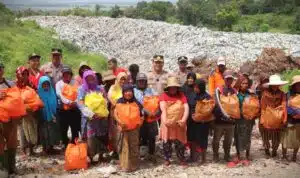 Jumat Berkah, Polres Sumenep Gelar Baksos di TPA Wujud Kepedulian Terhadap Sesama