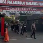 Sat Samapta Polres Pelabuhan Tanjung Perak Amankan 11 Remaja Hendak Tawuran.