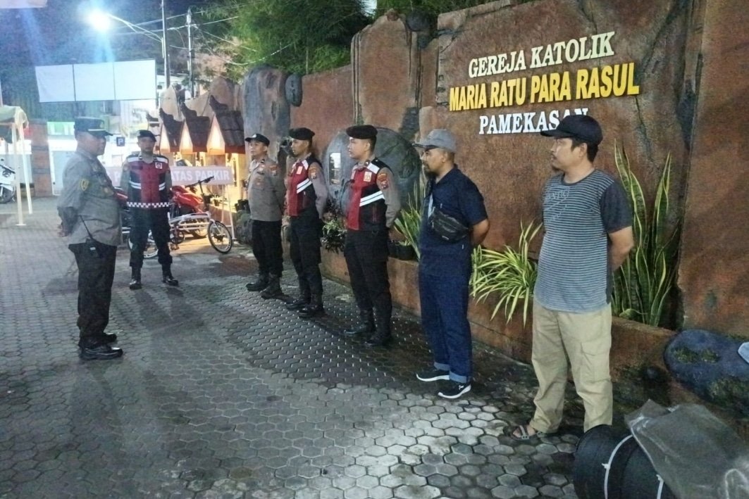 Polres Pamekasan Siagakan Personel di Gereja Pastikan Ibadah Paskah Aman