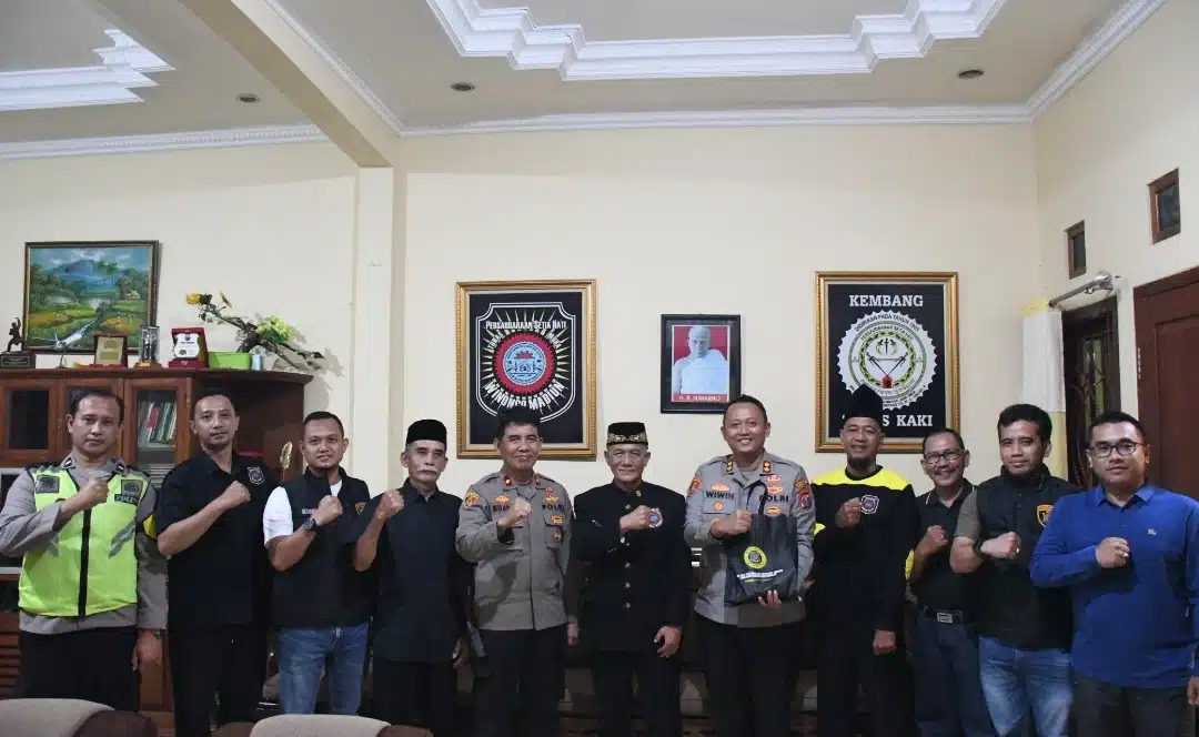 Polres Madiun Kota Jalin Kedekatan, Sosialisasikan Aplikasi Bantuan Polisi di PSHW