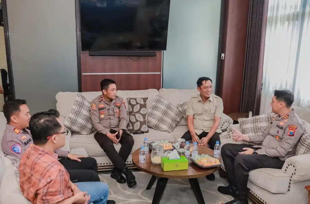 Perkuat Sinergitas Diawal Tugas, Kapolres Jember AKBP Bobby A. Condroputra Kunjungi DPRD