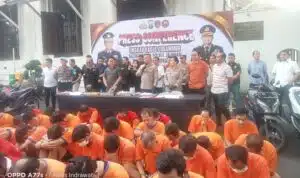 Polrestabes Surabaya Bekuk 41 Pelaku Curanmor, Truk Tangki dan 9 SPD motor Ikut Diamankan