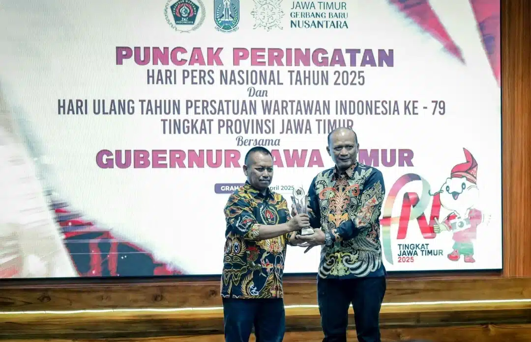 Kapolda Jatim Raih Penghargaan Prapanca Award di Puncak HPN 2025