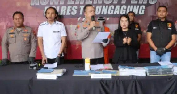 Mangkir Dua Kali, Bendahara Desa Kradina Masuk DPO