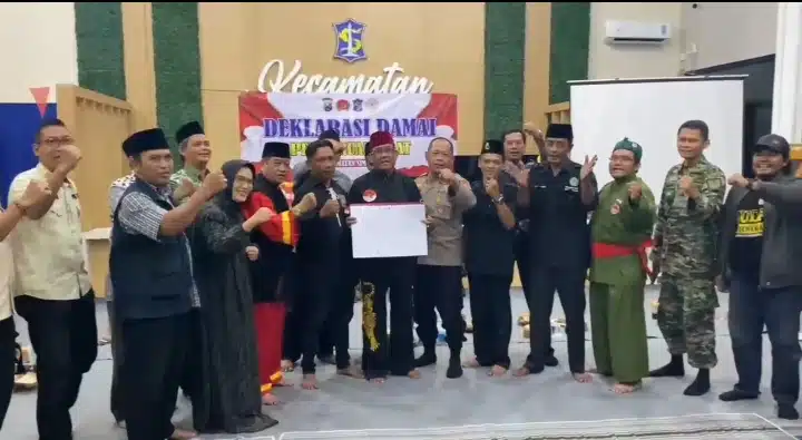 Camat Simokerto Ajak Warga Wujudkan Lingkungan madani